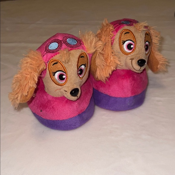 Stompeez Paw Patrol Skye Slippers – Size S/M – EUC - Picture 1 of 9